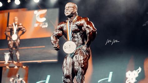 平雲龍|【Mr.Olympia】——2022年男子212組健美比賽選手介紹｜方格子 